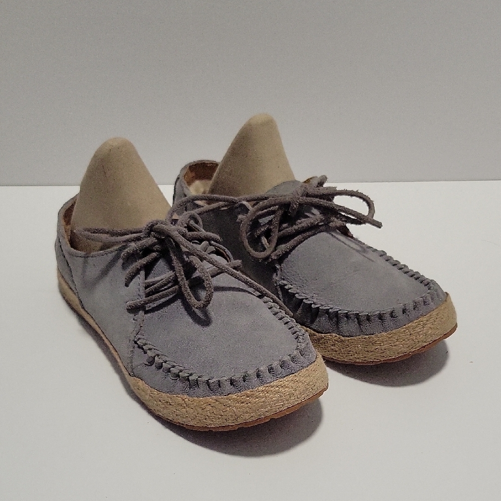 BNIB UGG Gray Swade Casual Shoes